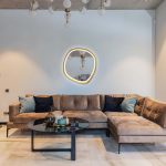 Asymmetrischer Spiegel mit LED-Beleuchtung Miro – Bild 8